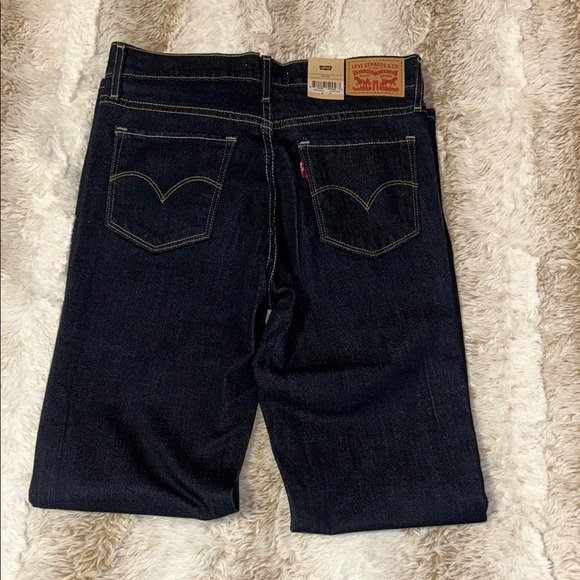 Levi's Blue Straight Leg Jeans with Red Tag - Picture 4 of 7